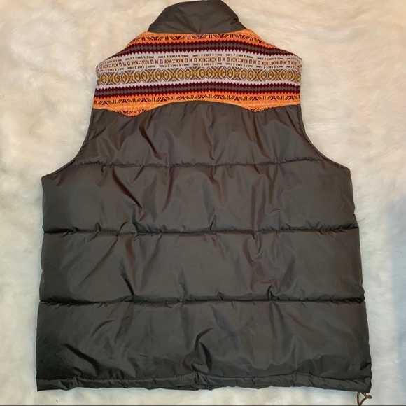 Men’s Parish Nation Puffer Vest - Picture 11 of 16